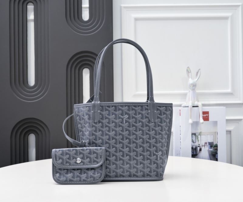 Goyard Shopping Bags